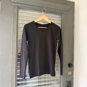 Lululemon Black Long Sleeve Crewneck Top
